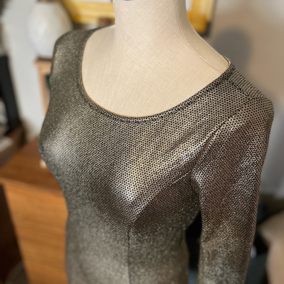 ✨ Charlotte Russe Black & Gold Polyester/Spandex Long Sleeve Dress NWT - Picture 4 of 6